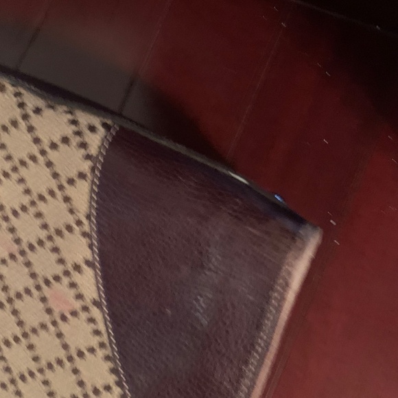 Preloved Gucci Hysteria Travel Bag in Iconic Diamante Canvas - Picture 7 of 10